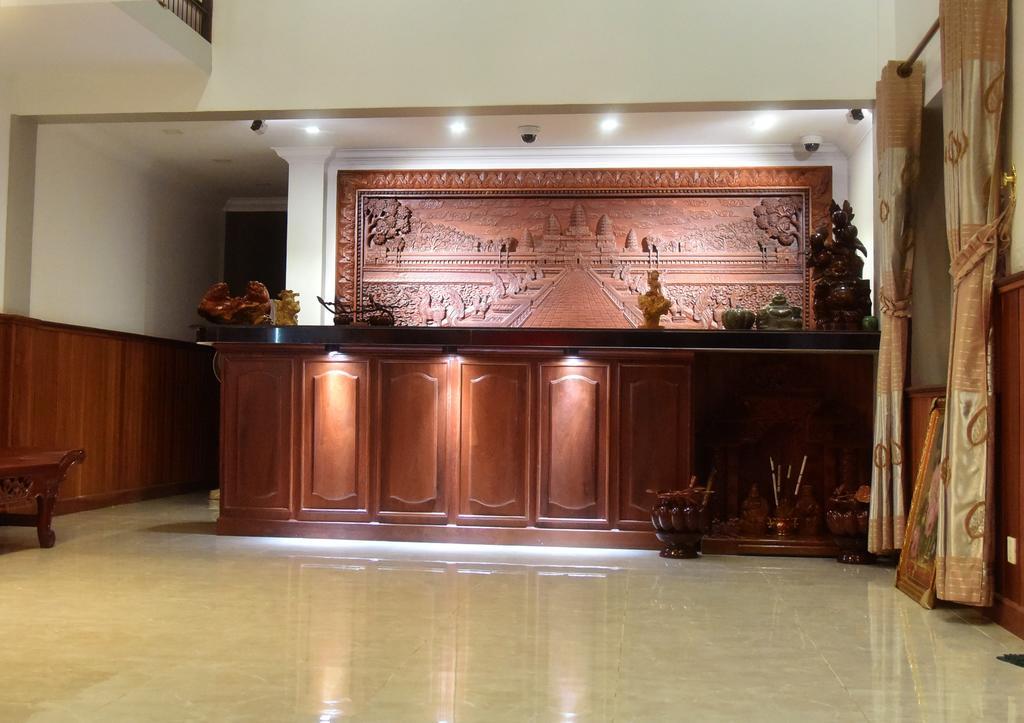 Happy​​ Family Guesthouse 캄폿 외부 사진